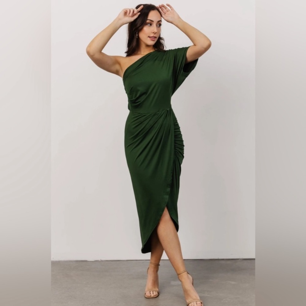 NWOT Baltic Born Dress Addison Midi One Shoulder Side Ruched in Green